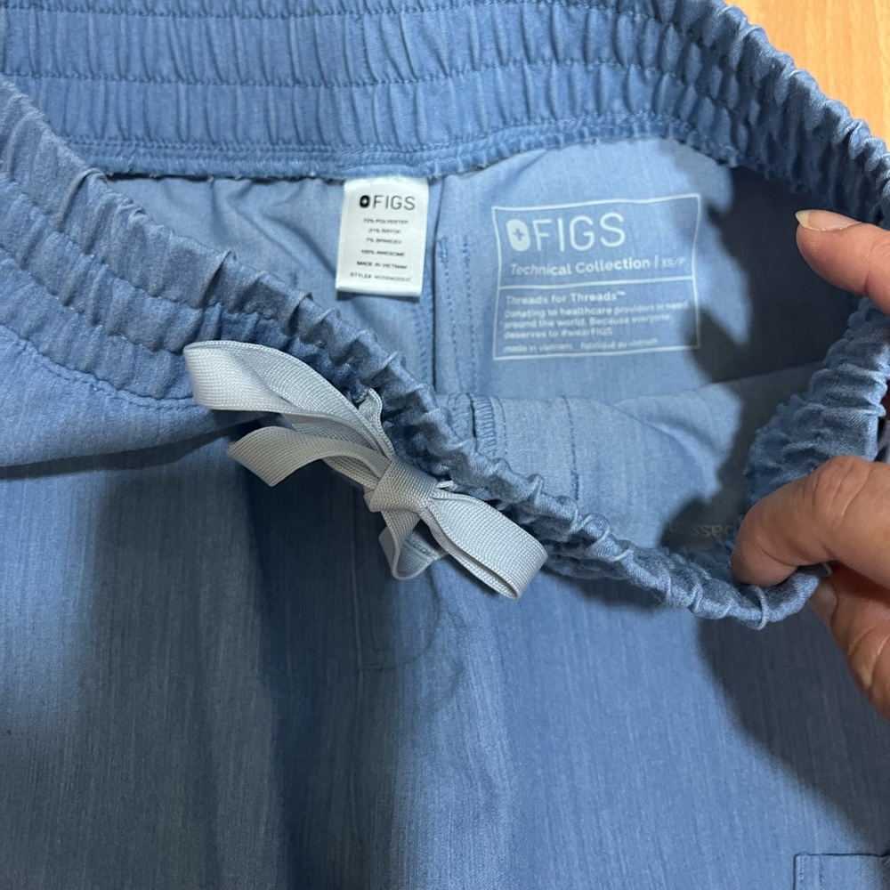 Figs scrub set
